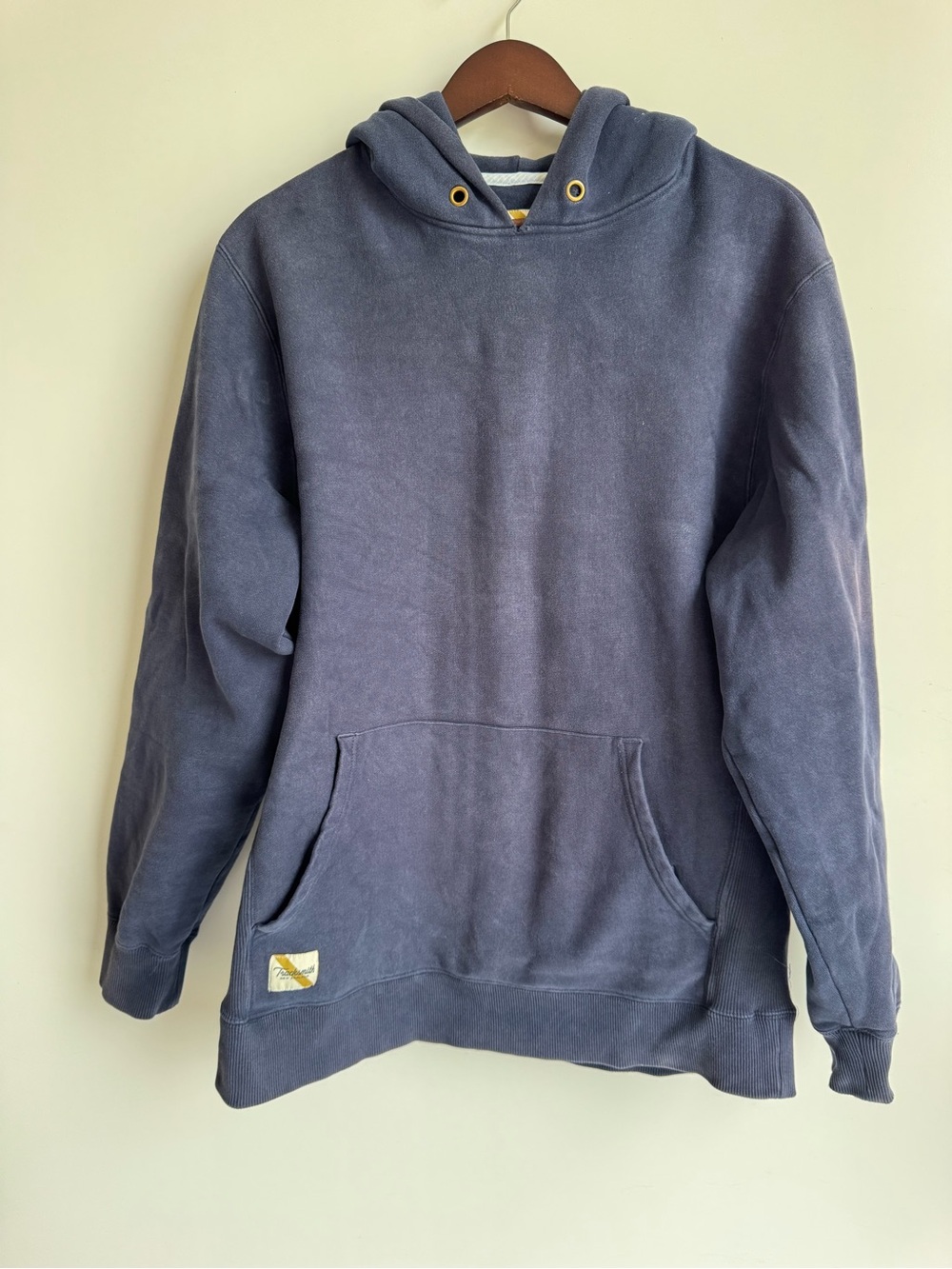 Tracksmith Trackhouse Sweatshirt navy blue running hoodie Men large heavy cotton